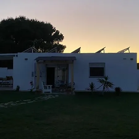Casa Costa Ecologica Y De Design Con Piscina, Jardin Y Parking Chalet Chiclana de la Frontera